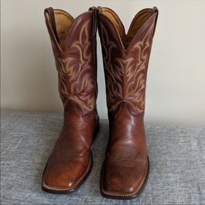 Cody James Men’s Square Toe Western Boots